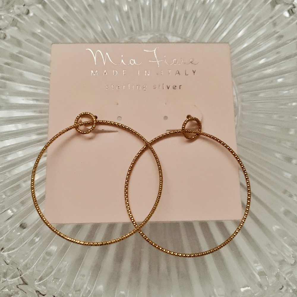 Mia Fiore Earrings - Picture 3 of 4